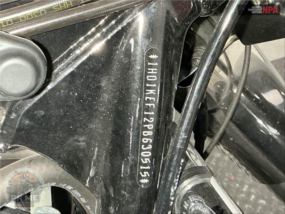 2023 Harley-Davidson FLHTK ELECTRA GLIDE ULTRA LIMITED — фото 41