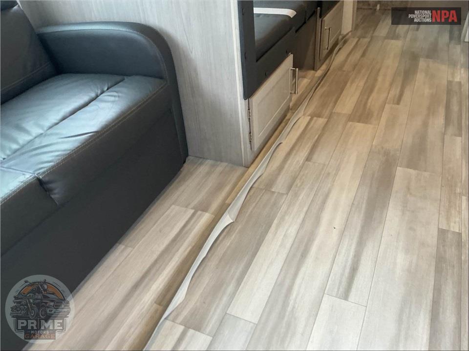 2024 Keystone Rv M-240 RB - SPRINGDALE 25TH ANNIVERSARY SERIES — фото 18