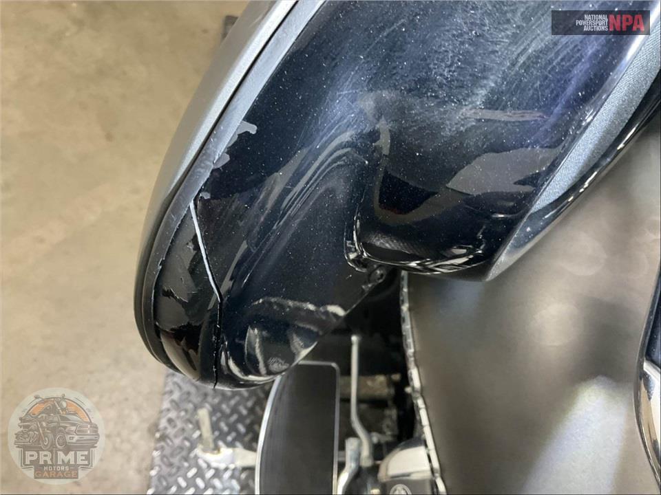 2019 Harley-Davidson FLHTK ULTRA LIMITED — фото 17