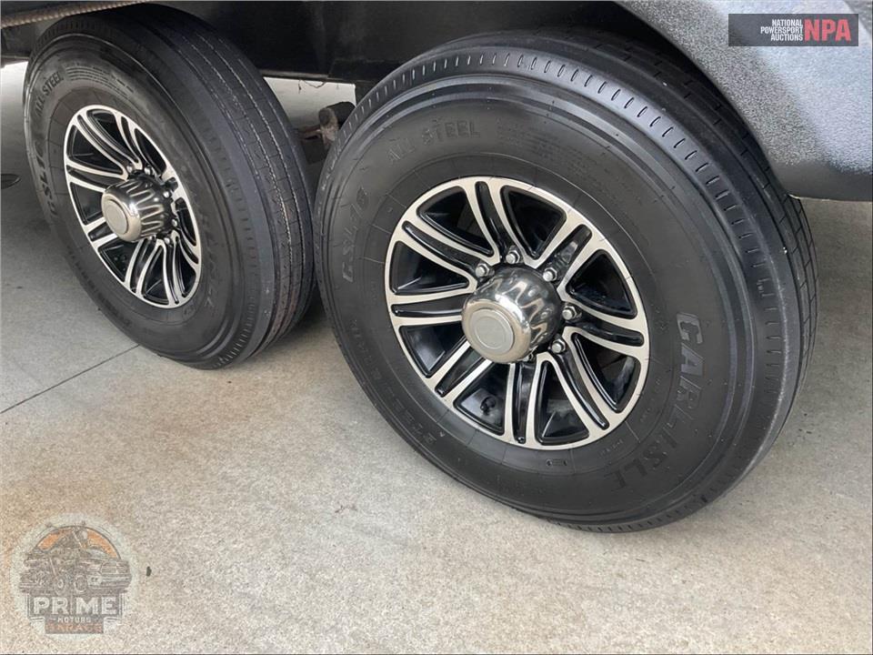 2015 Keystone Rv M-3535 RE - ALPINE FIFTH WHEEL SERIES — фото 51