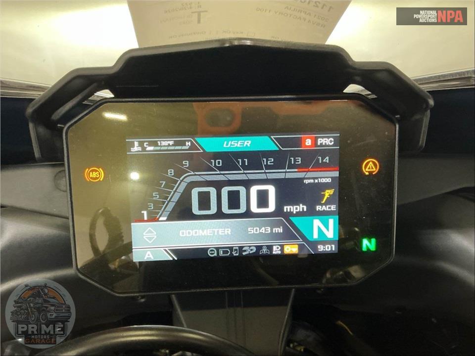 2021 Aprilia RSV4 FACTORY 1100 — фото 5