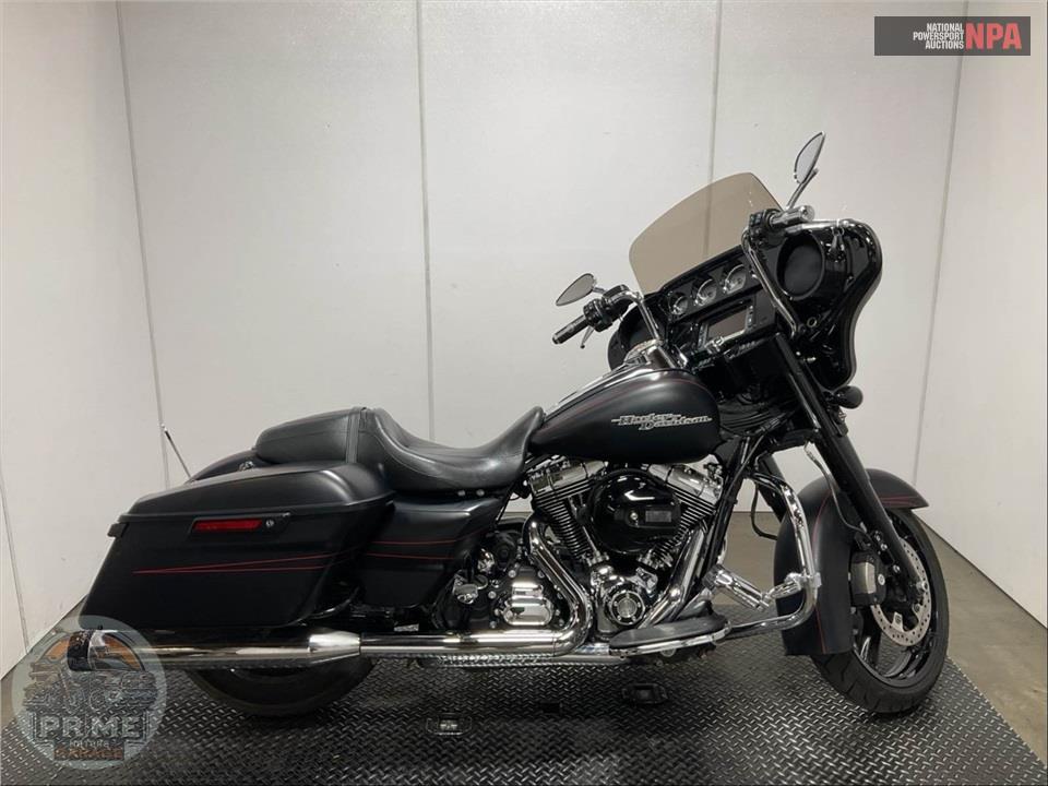 2014 Harley-Davidson FLHXS STREET GLIDE — фото 1