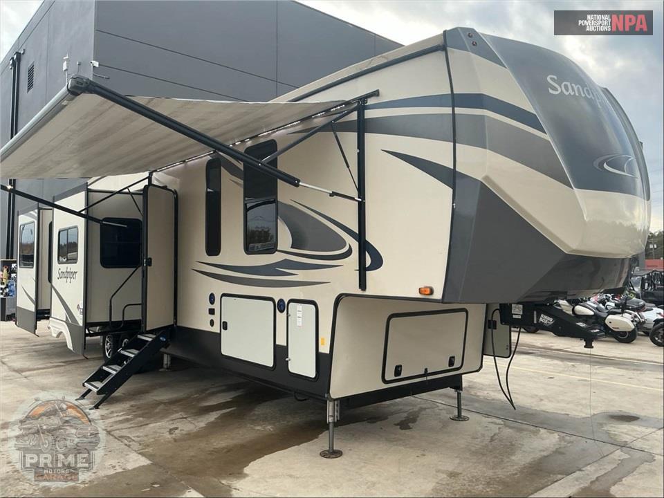 2020 Sandpiper By Forest River M-39BARK - FIFTH WHEEL SERIES — фото 1
