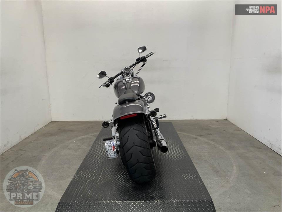 2015 Harley-Davidson FXSB BREAKOUT — фото 4