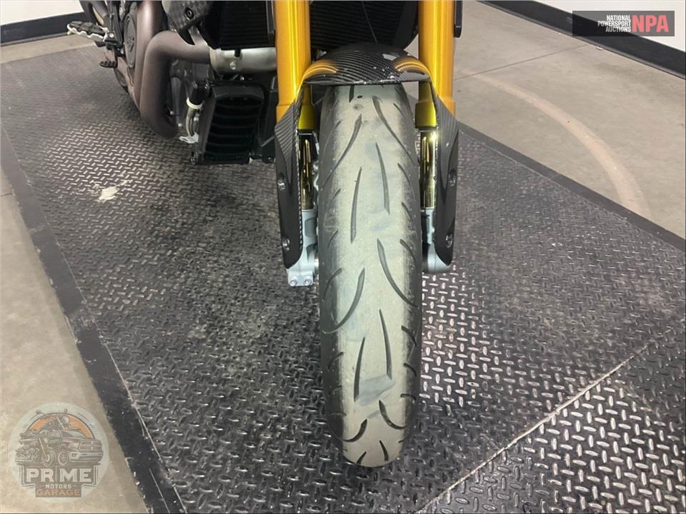 2022 Indian Motorcycle FTR R CARBON — фото 11