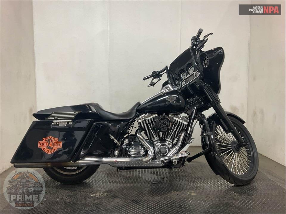 2010 Harley-Davidson FLHX STREET GLIDE — фото 1