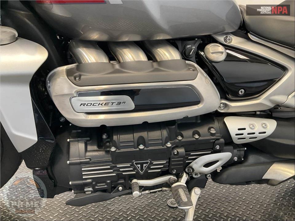 2023 Triumph ROCKET 3 R (TWO-TONE) — фото 7