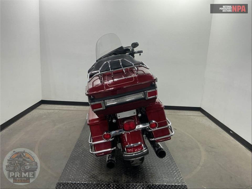 2009 Harley-Davidson FLHTCU ULTRA CLASSIC ELECTRA GLIDE — фото 4
