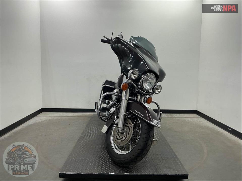 2005 Harley-Davidson FLHRCI ROAD KING CLASSIC — фото 2
