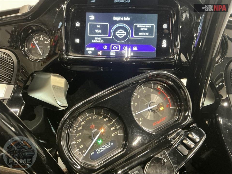 2021 Harley-Davidson FLTRXSE CVO ROAD GLIDE — фото 5