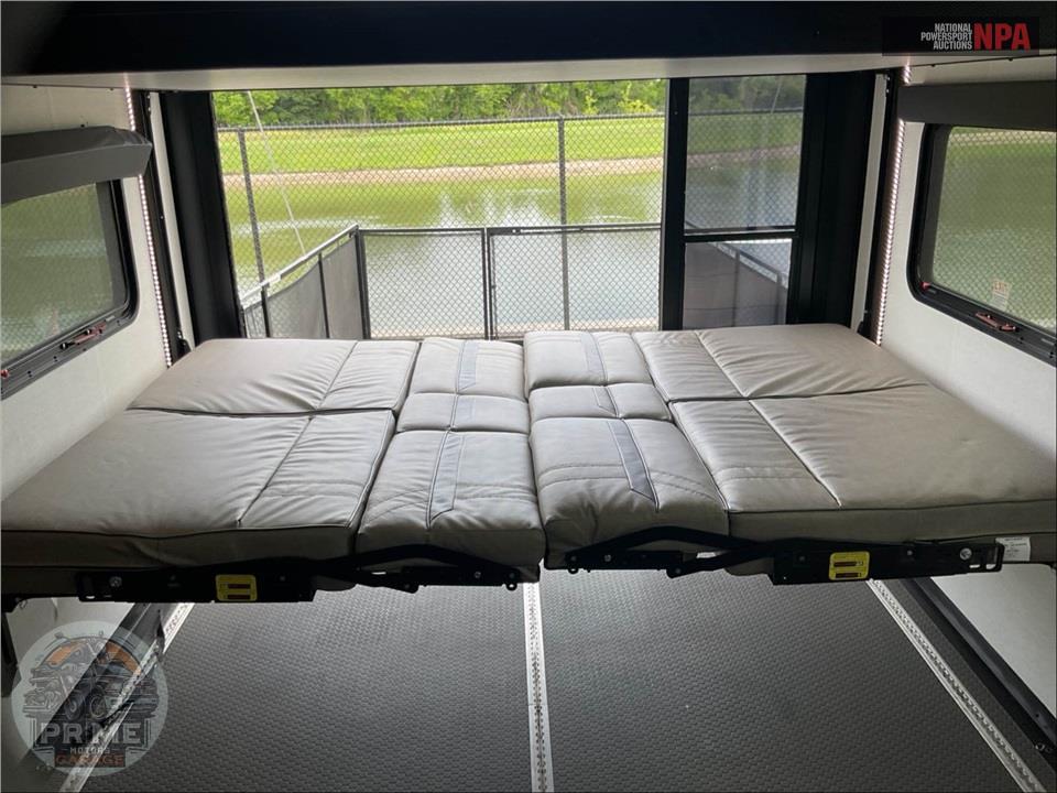 2024 Alliance Rv M-42V13 - VALOR FIFTH WHEEL SERIES — фото 20