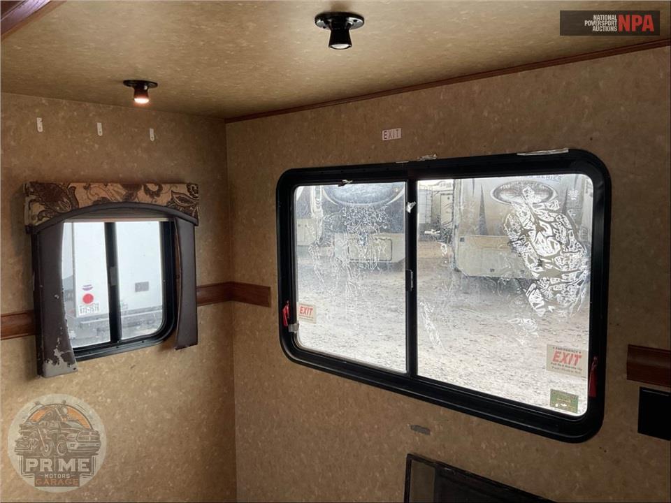 2014 Crossroads Rv M-34 RE - SUNSET TRAIL RESERVE FIFTH WHEEL SERIES — фото 33