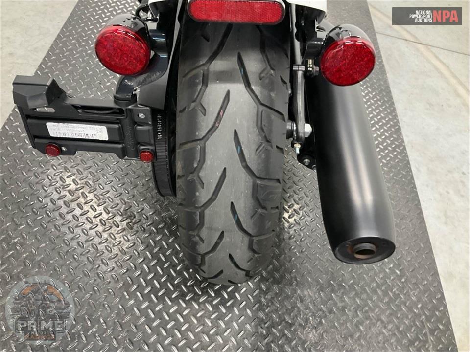 2025 Indian Motorcycle SCOUT SIXTY BOBBER LIMITED — фото 14