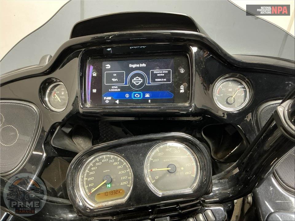 2019 Harley-Davidson FLTRXS ROAD GLIDE SPECIAL — фото 5