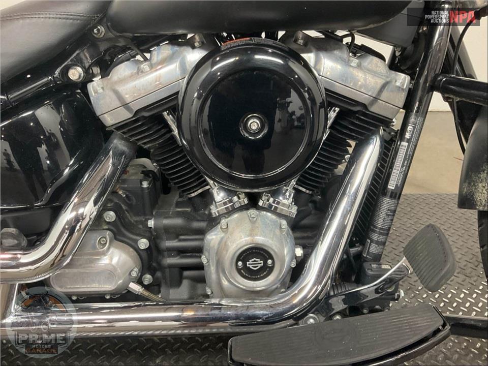 2018 Harley-Davidson FLSL SOFTTAIL SLIM — фото 6