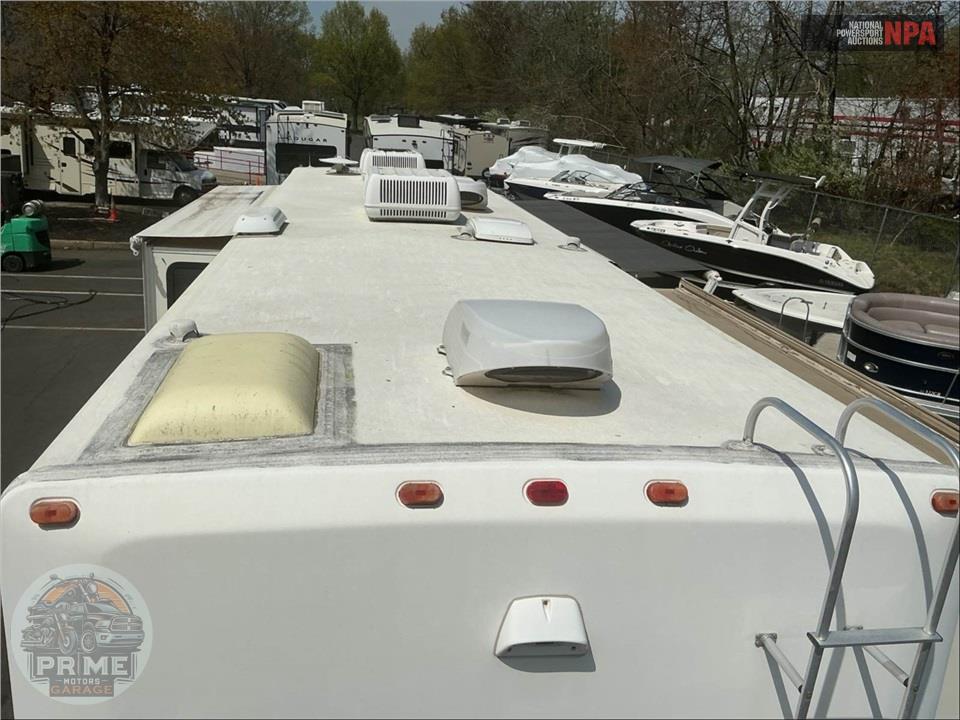 2004 Fleetwood Rv M-36E - SOUTHWIND — фото 38