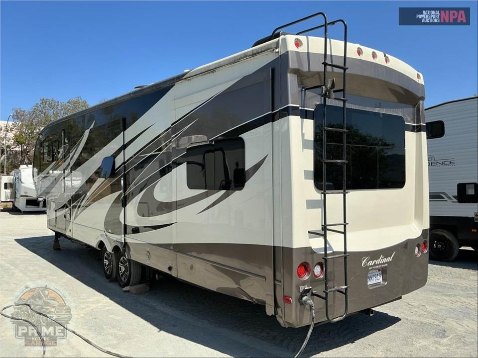 2014 Cardinal By Forest River M-3800FL - FIFTH WHEEL SERIES — фото 3