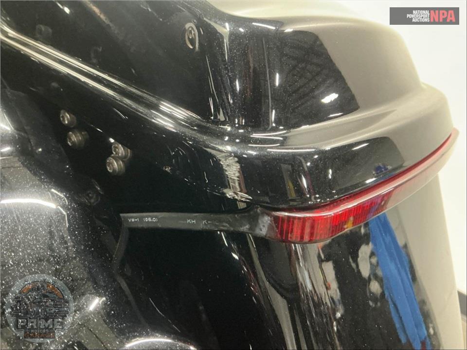 2016 Harley-Davidson FLHXSE CVO STREET GLIDE SPECIAL — фото 26
