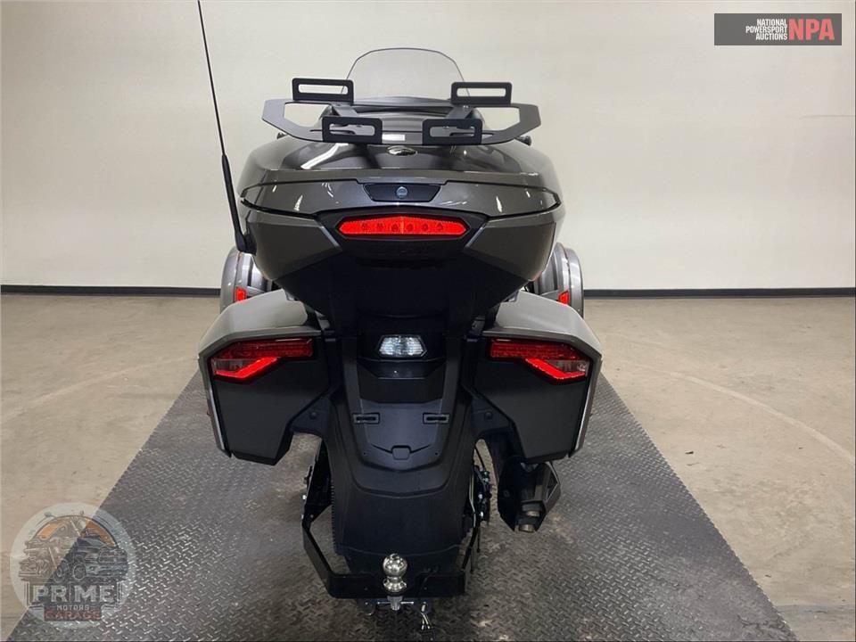 2017 Can-Am SPYDER F3 SE6 LIMITED — фото 4