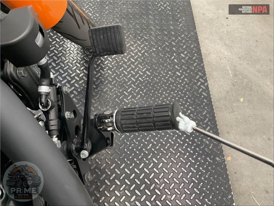 2021 Kawasaki VN900CMFAL VULCAN 900 CUSTOM — фото 17