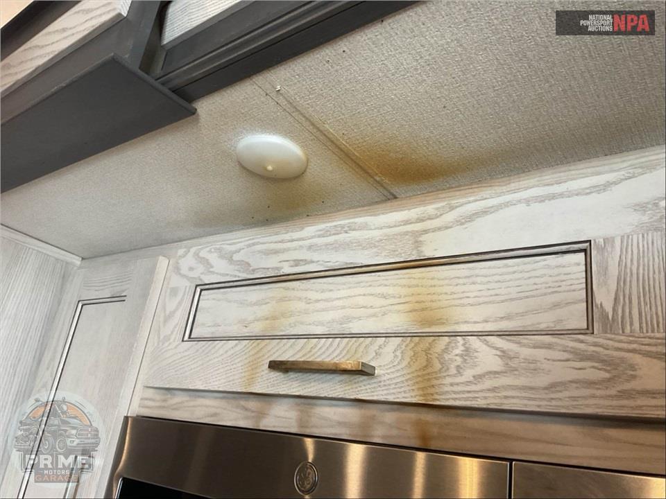 2021 Keystone Rv M-331 RL - MONTANA HIGH COUNTRY FIFTH WHEEL SERIES — фото 17