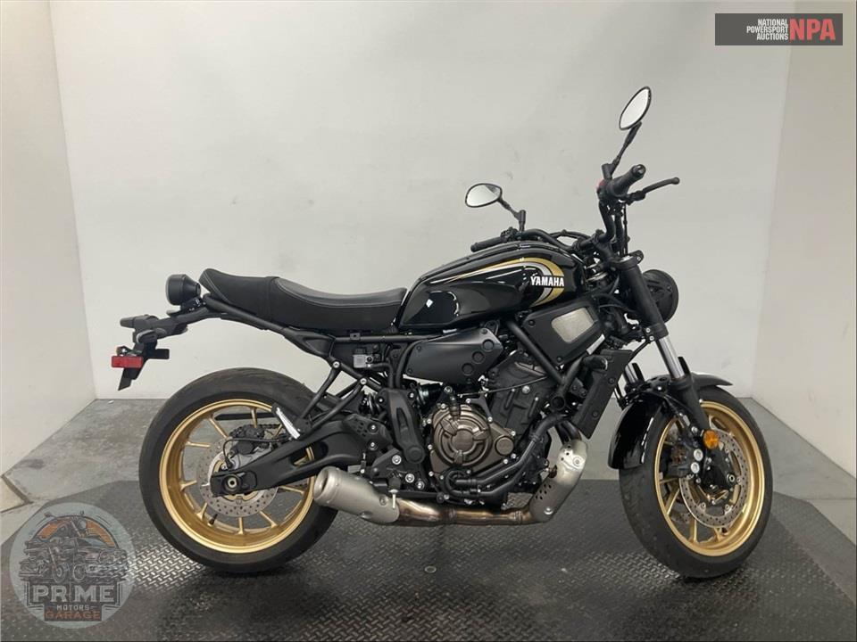 2024 Yamaha XSR700 — фото 1