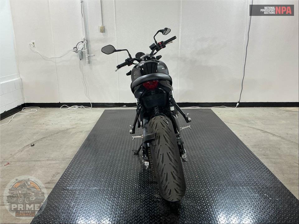 2023 Triumph TRIDENT (BLACK) — фото 4