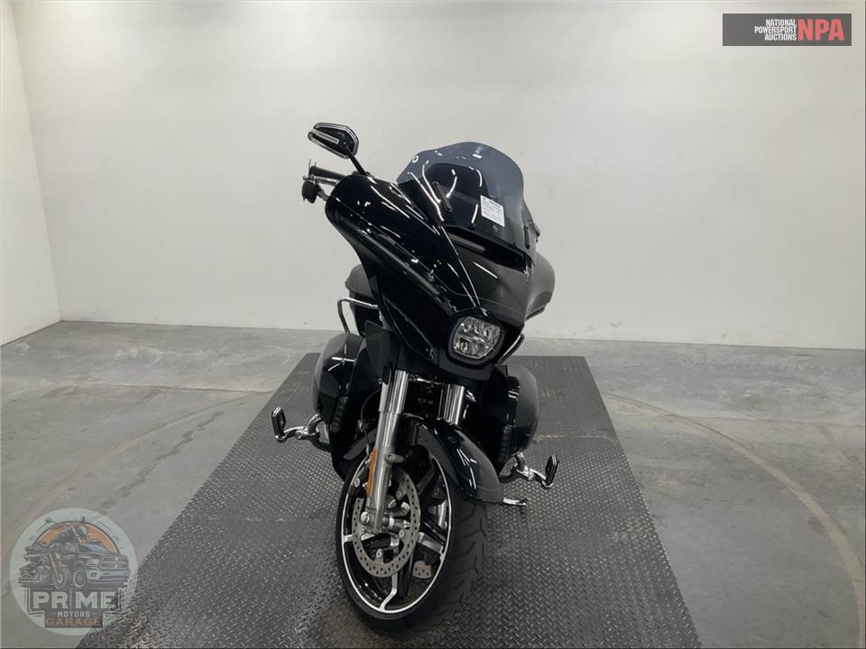 2025 Harley-Davidson FLHXU STEET GLIDE ULTRA — фото 2