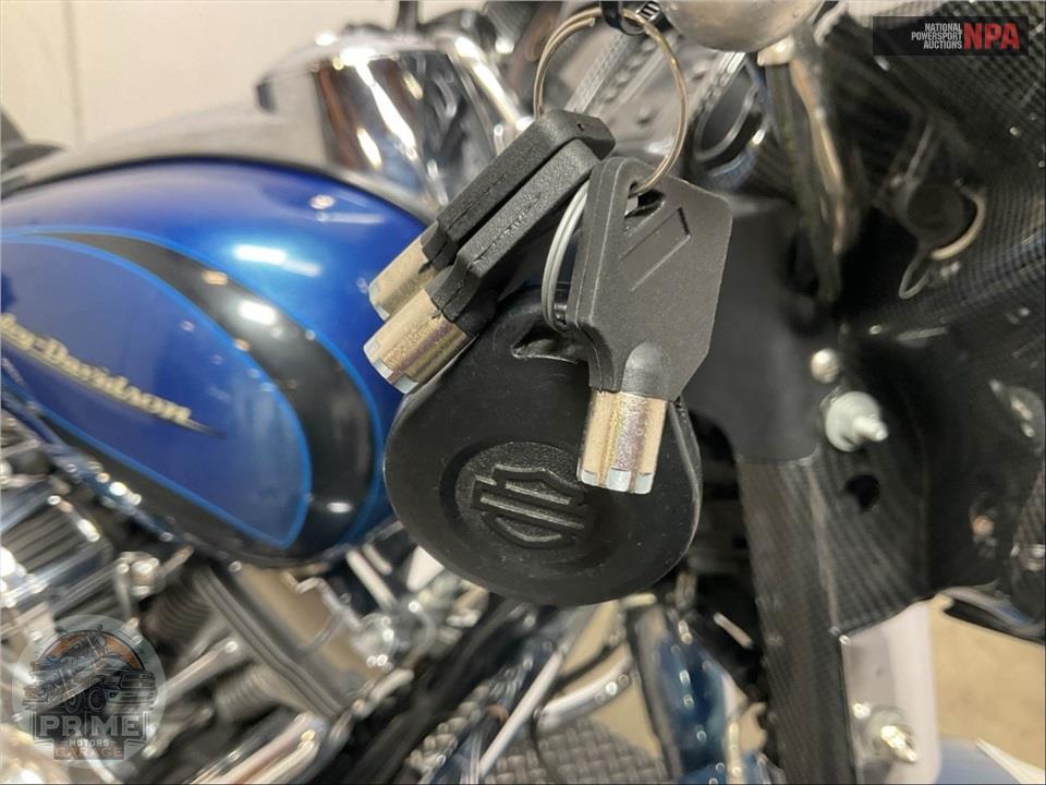 2014 Harley-Davidson FLHX STREET GLIDE — фото 13