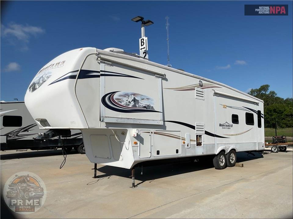 2012 Keystone Rv M-358 RLT - MONTANA MOUNTAINEER FIFTH WHEEL SERIES — фото 2