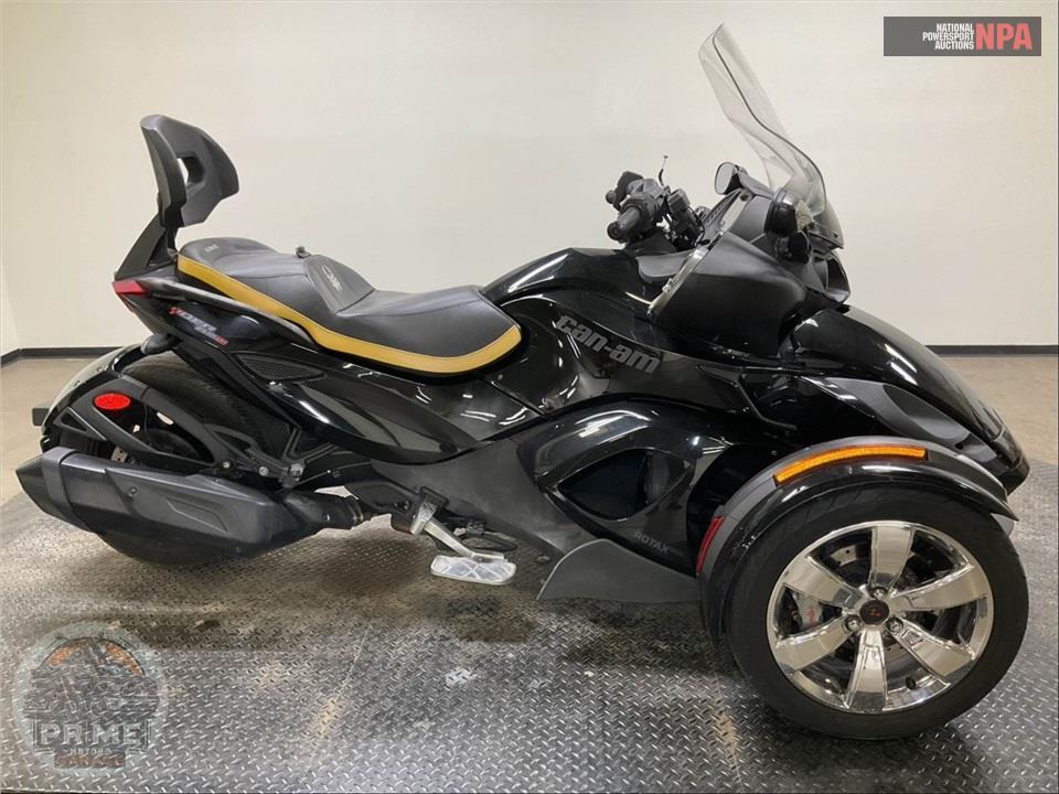 2016 Can-Am SPYDER RS-S SE5 — фото 1