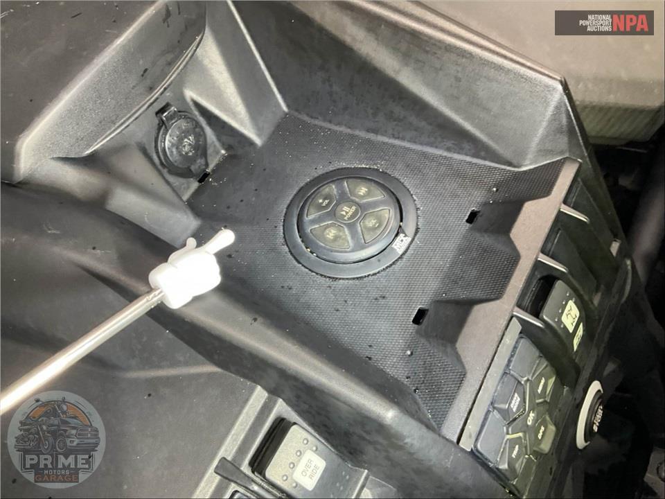 2021 Can-Am MAVERICK X3 DS TURBO R — фото 29