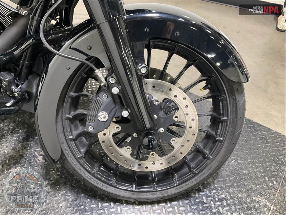 2018 Harley-Davidson FLHRXS ROAD KING SPECIAL — фото 17