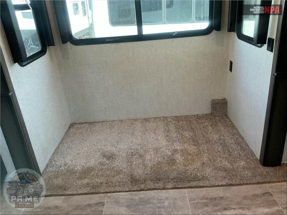 2019 Keystone Rv M-3701 LK - MONTANA 20TH ANNIVERSARY FIFTH WHEEL SERIES — фото 12