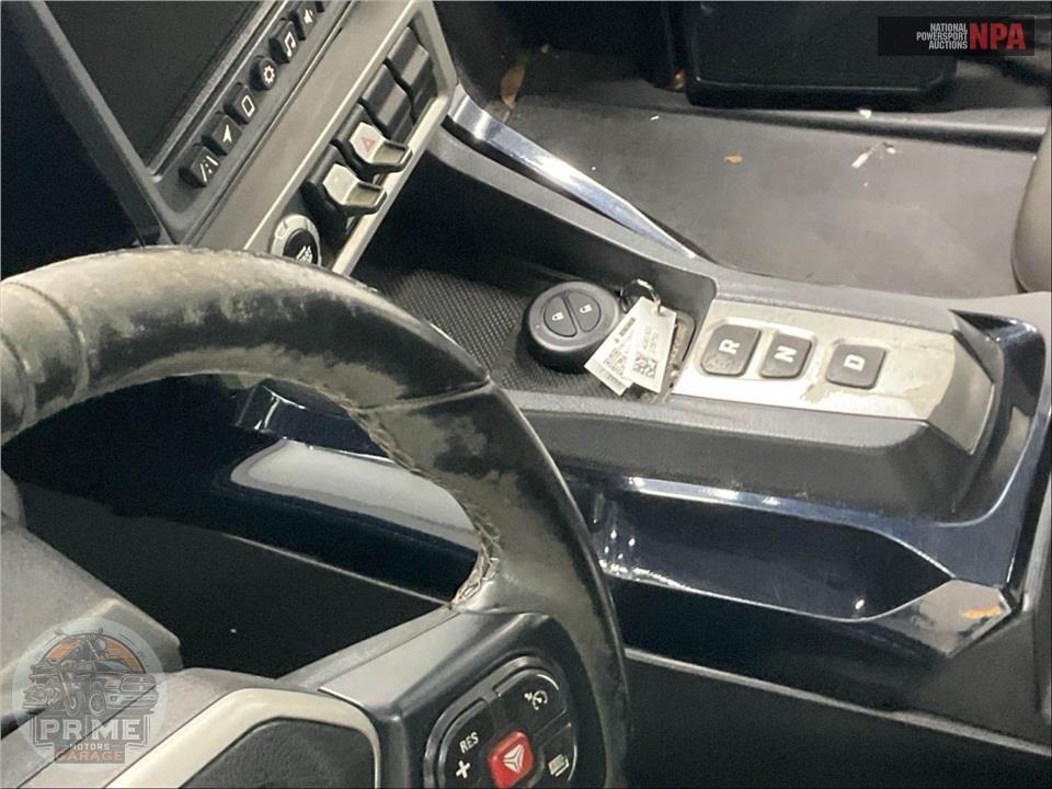 2021 Polaris SLINGSHOT SL AUTODRIVE — фото 12