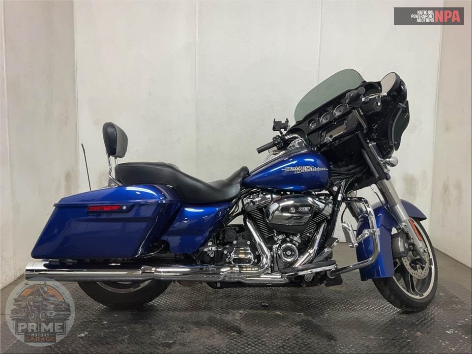 2017 Harley-Davidson FLHXS STREET GLIDE SPECIAL — фото 1