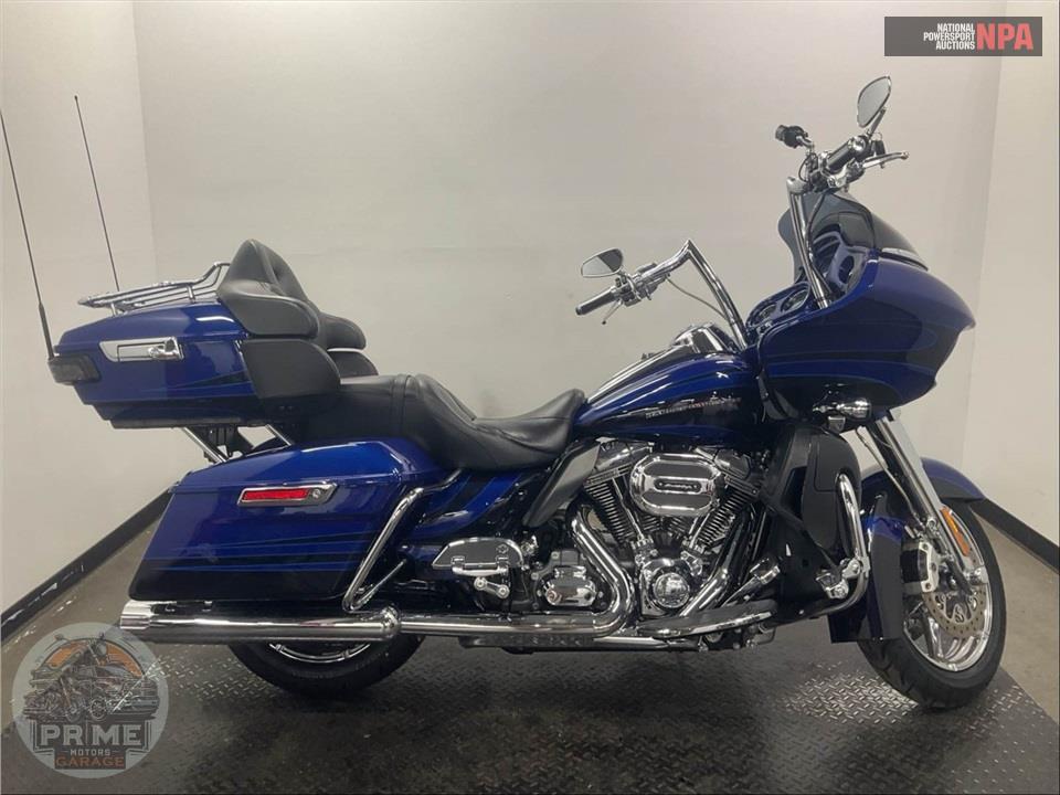 2015 Harley-Davidson FLTRUSE CVO ROAD GLIDE ULTRA — фото 1