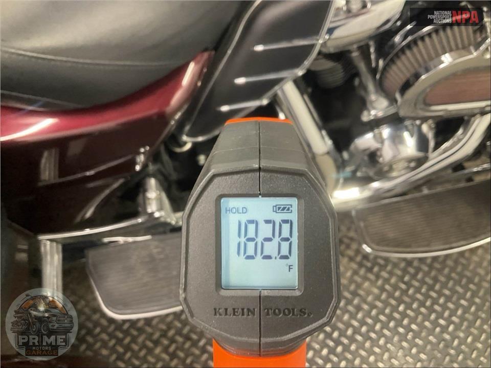 2018 Harley-Davidson FLHTCUTG TRI GLIDE ULTRA — фото 8