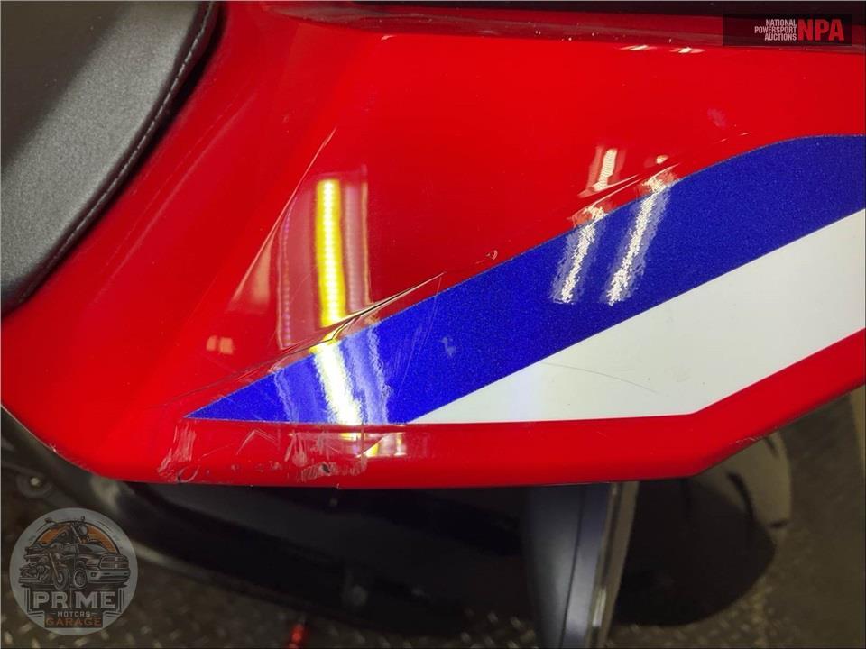 2023 Honda CBR1000RA (ABS) — фото 16