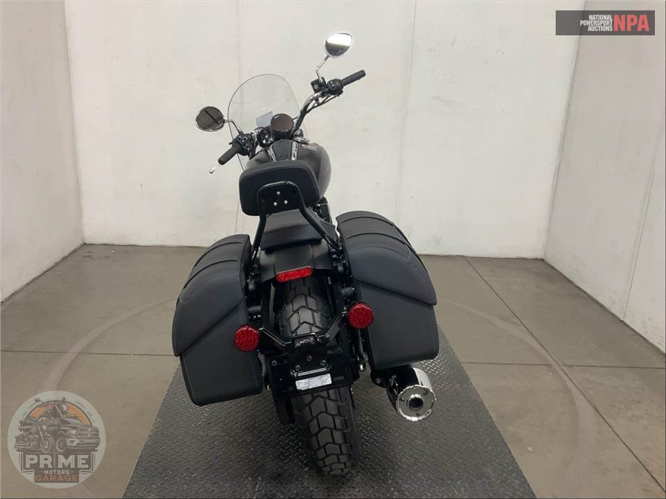 2025 Indian Motorcycle SUPER SCOUT BLACK SMOKE WITH GRAPHICS — фото 4