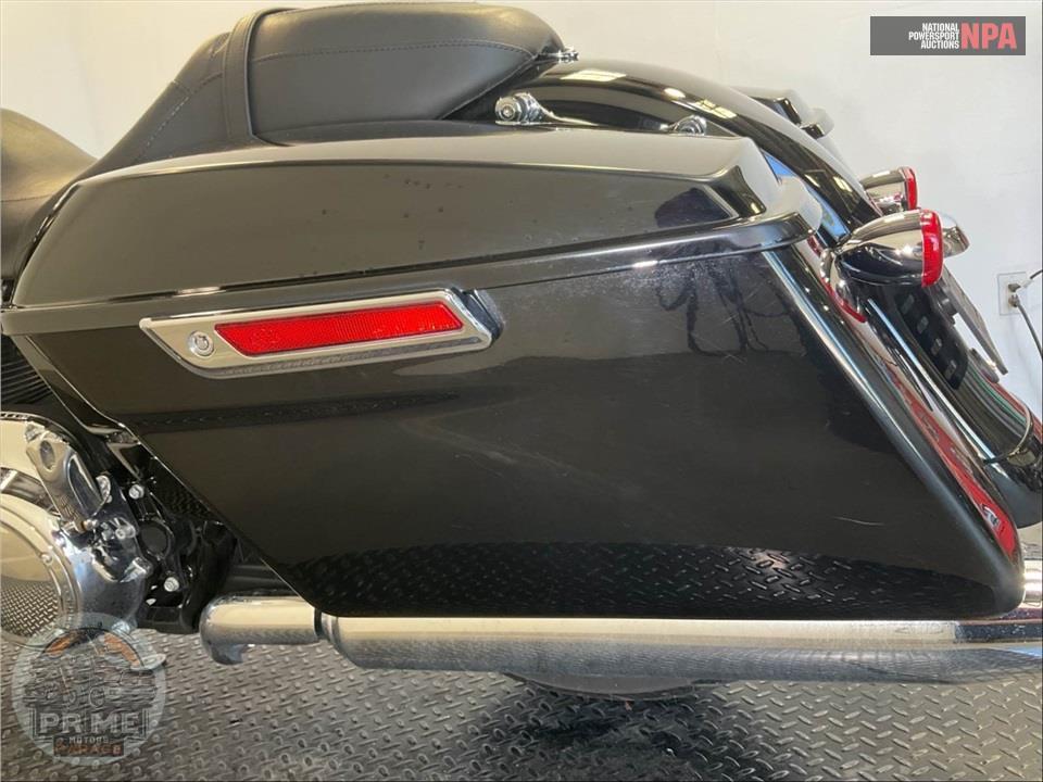 2023 Harley-Davidson FLHX STREET GLIDE — фото 18