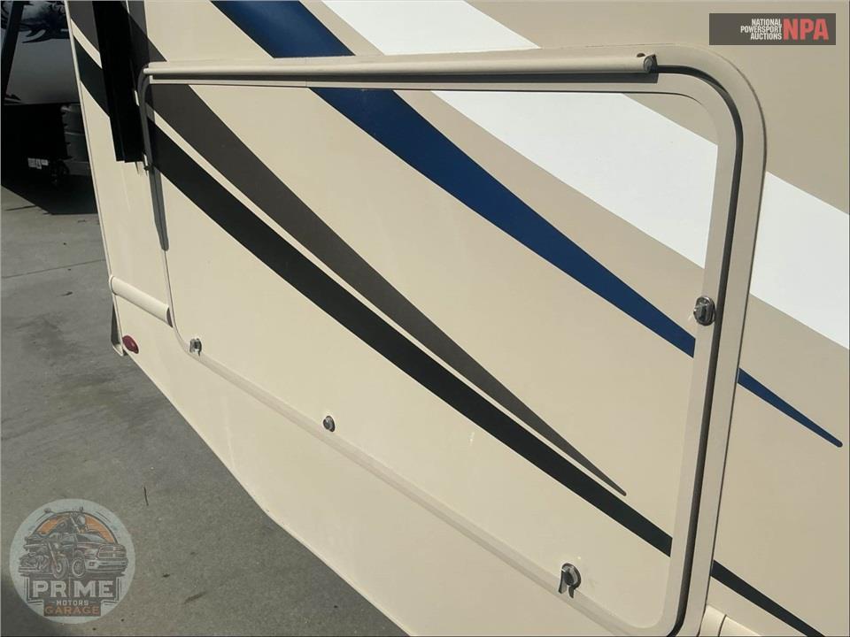 2018 Thor Motor Coach M-23H E350-V10 FREEDOM ELITE SERIES — фото 43