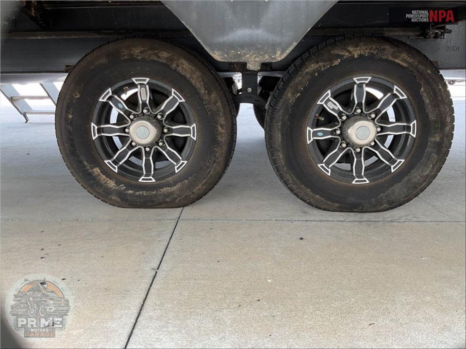 2021 Sabre By Forest River M-38DBQ - FIFTH WHEEL SERIES — фото 46