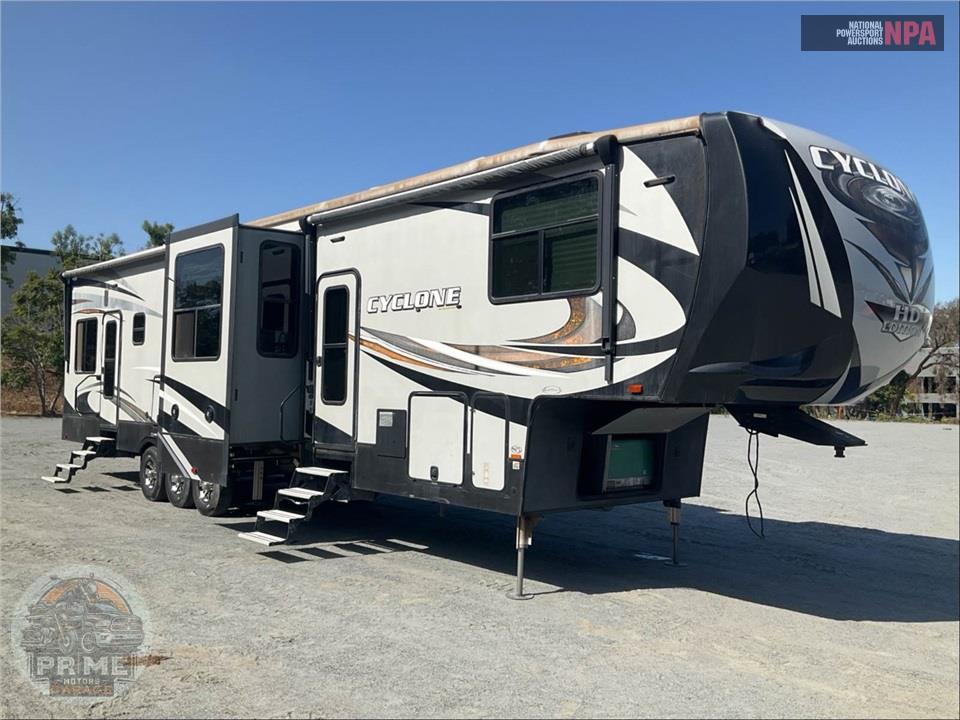 2017 HEARTLAND RVS M-4005 - CYCLONE TOY HAULER TOY HAULER SERIES