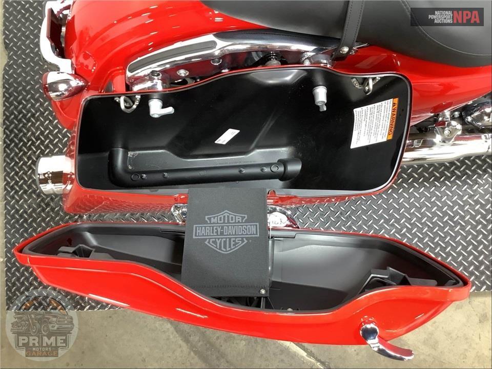 2023 Harley-Davidson FLHX STREET GLIDE — фото 19