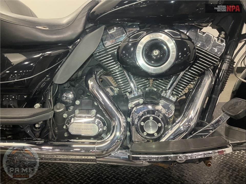 2011 Harley-Davidson FLHTK ELECTRA GLIDE UL LI — фото 6