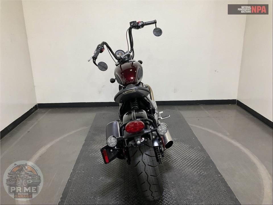 2018 Triumph BONNEVILLE BOBBER (RED/GREEN) — фото 4