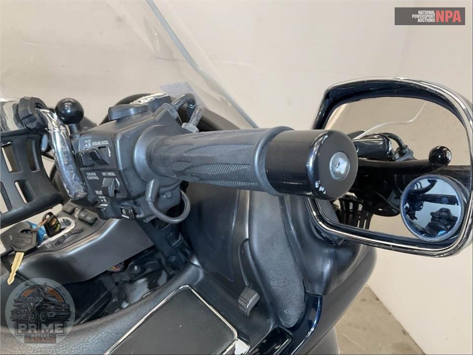 2009 Honda GL1800HPNAM9 GLDWNG ABS** — фото 32