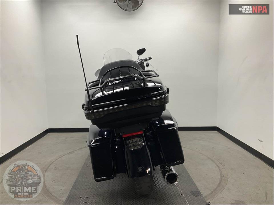 2021 Harley-Davidson FLHTKSE CVO LIMITED — фото 4