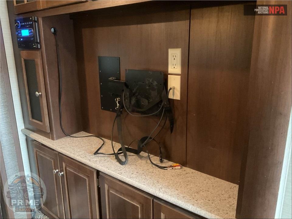 2017 Keystone Rv M-26 RBPR - BULLET PREMIER SERIES — фото 16